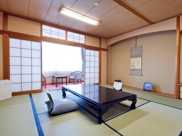 本馆椿酒店 松山 外观 照片